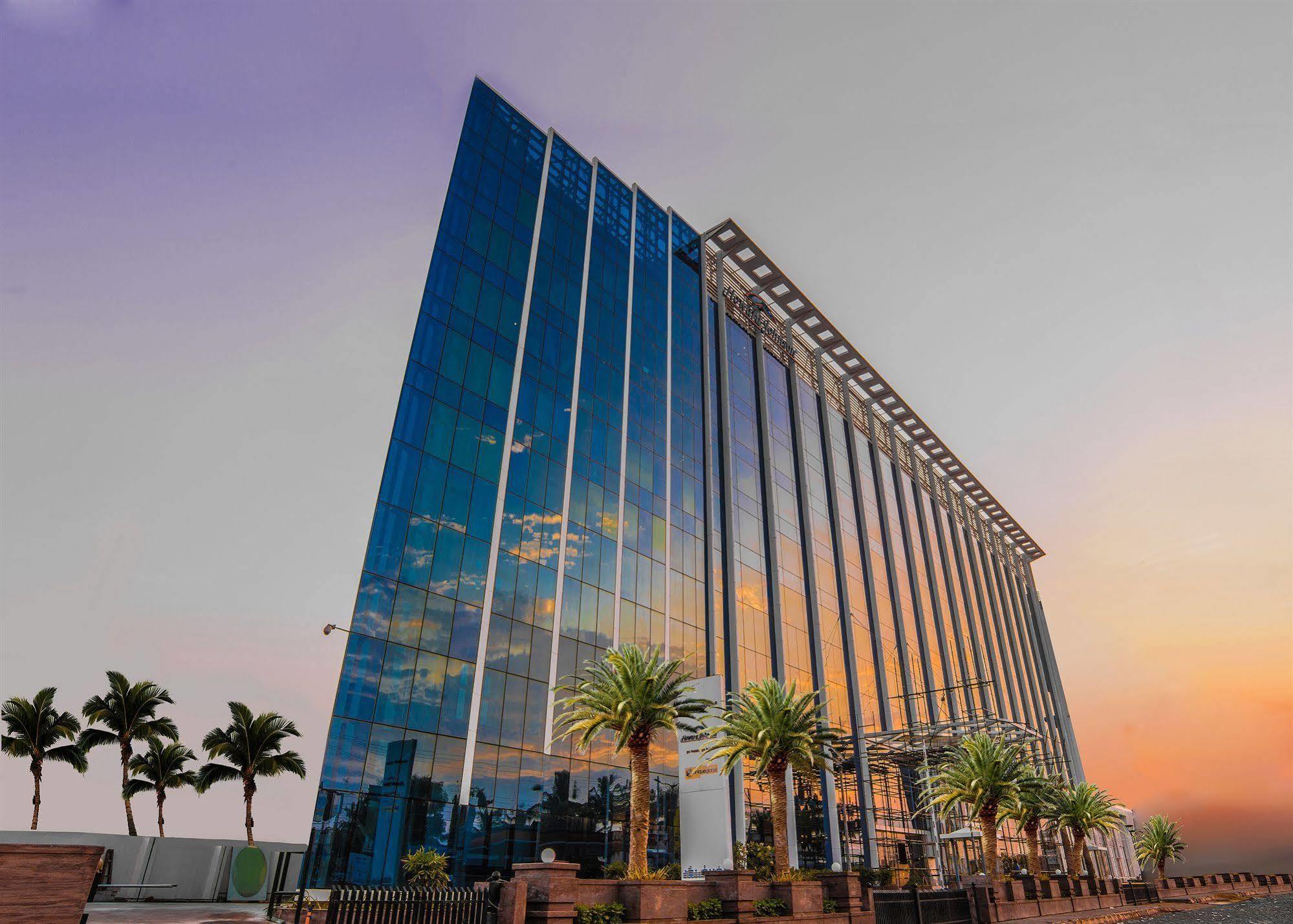 Howard Johnson By Wyndham, Hebbal, Bengaluru Exterior photo